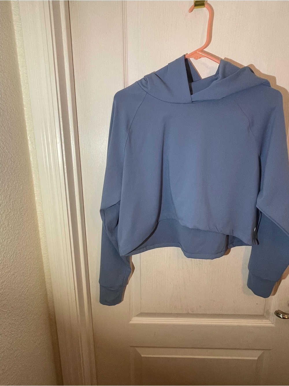 Yitty brand women’s crop hoodie